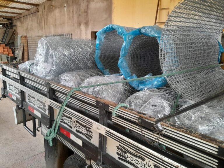 Telas Alambdado galvanizado fio 12 e fio 14 de 3 polegadas e outras medidas